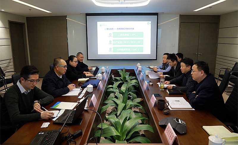 熊良虎会见中建材（北京）3868la银河总站公司董事长泥卫东